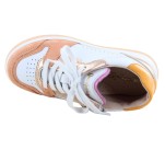 Baskets  Babybotte KATE Blanc / Pêche 